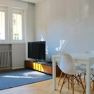  Apartamento Via Savona Location