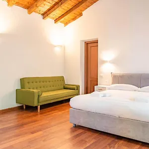 Apartment Le Guglie In Piazza Castello - Centro Storico, Milan
