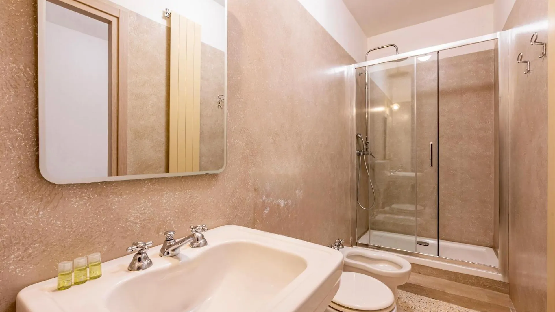 Navigli Apartments Mediolan